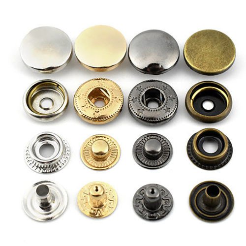 17 different types of buttons for clothes